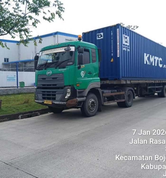 Jasa Impor Pakaian di Indonesia